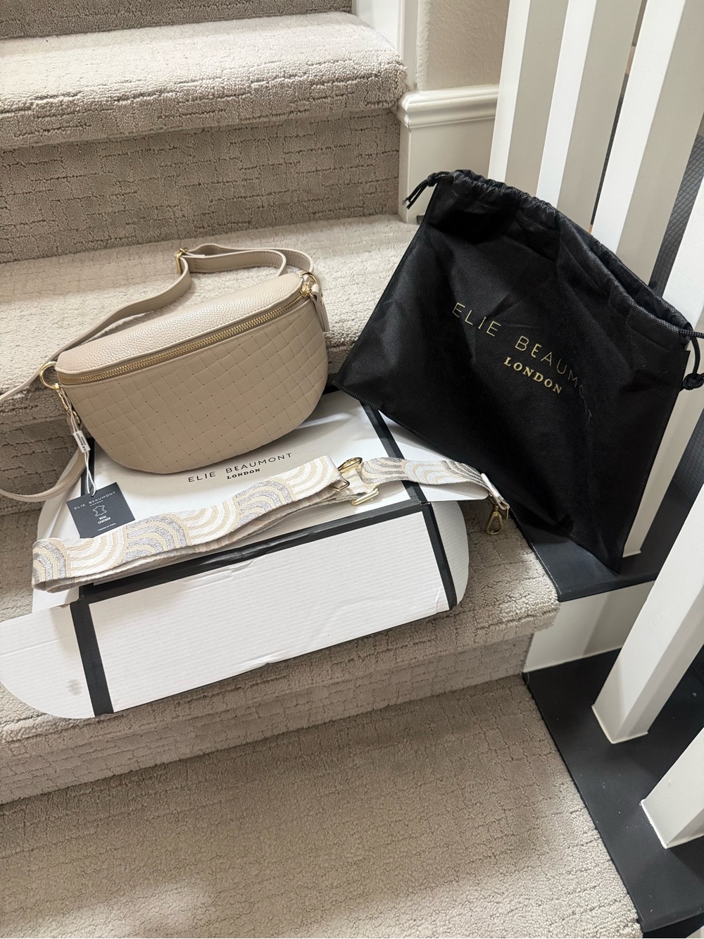 Elie Beaumont Quilted Beige Crossbody Bag with Adjustable Strap